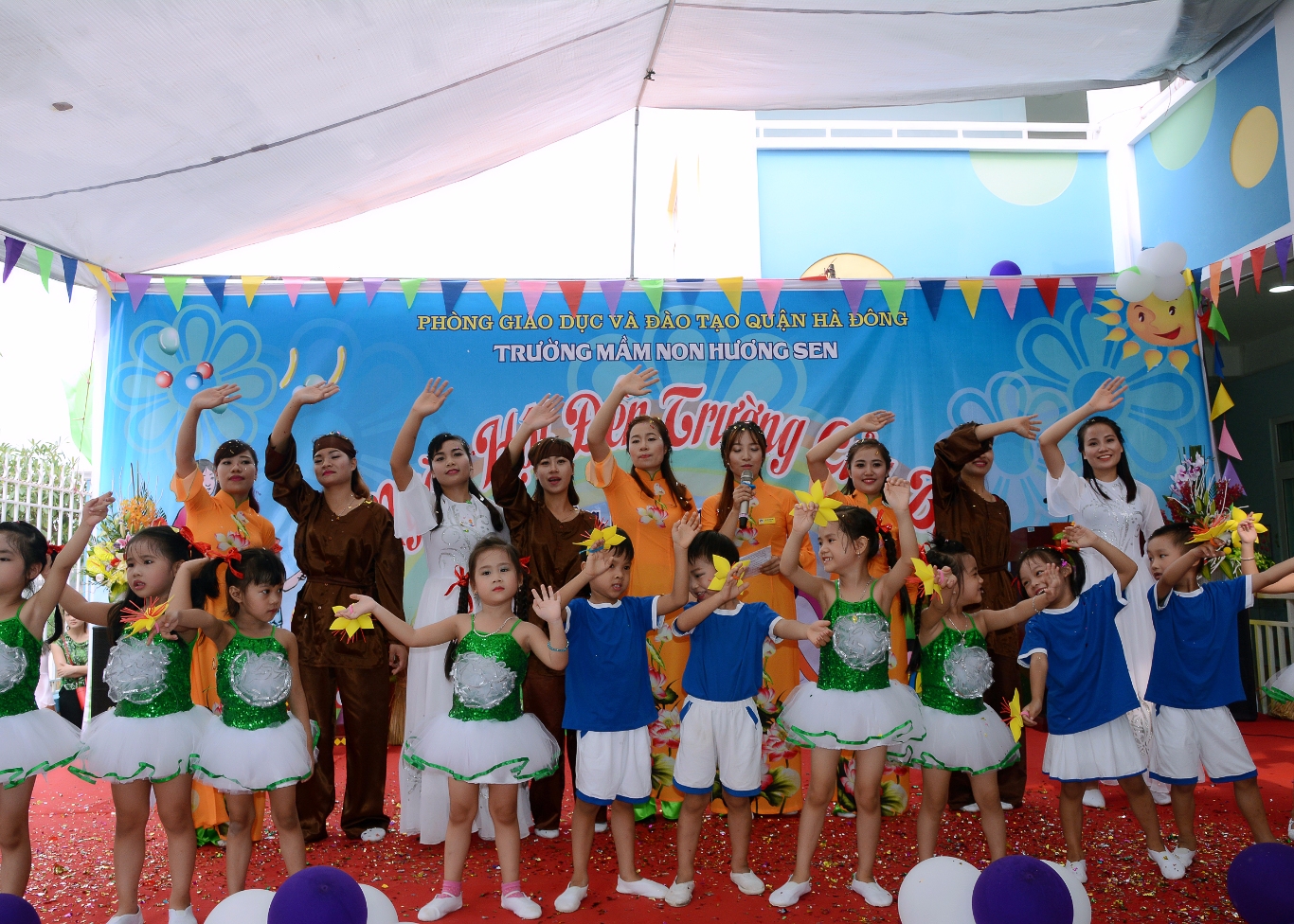 Ngày Hội đến trường của bé năm 2016