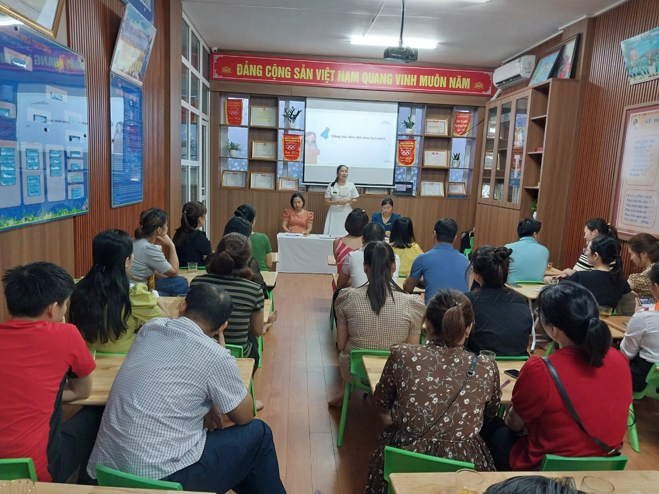 Họp Ban Đại diện Phụ huynh đầu năm học 2022-2023