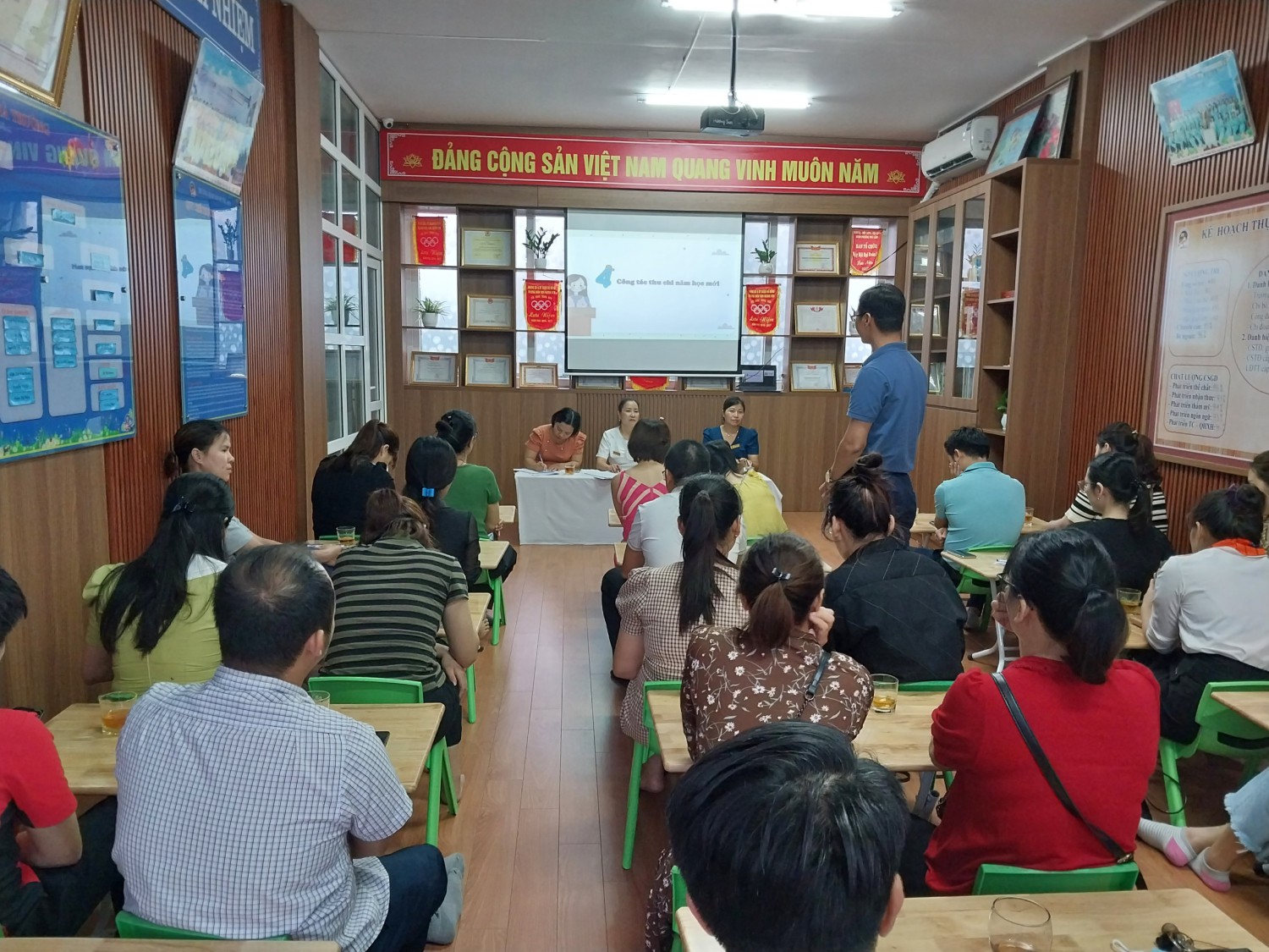 z3764002940340 d5a2c8b4fcfc3e3a425bca23a9094cd4