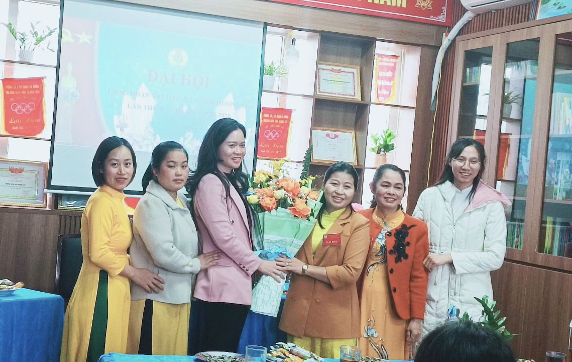 Đại hội Công đoàn cơ sở Trường MN Hương Sen, nhiệm kỳ 2023-2028 thành công tốt đẹp.